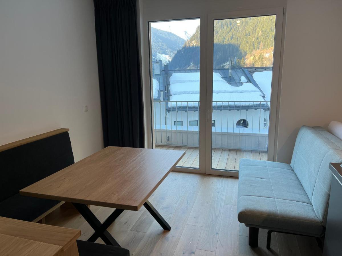 Das Taja Paznaun Penthouse Apartments See Exterior photo